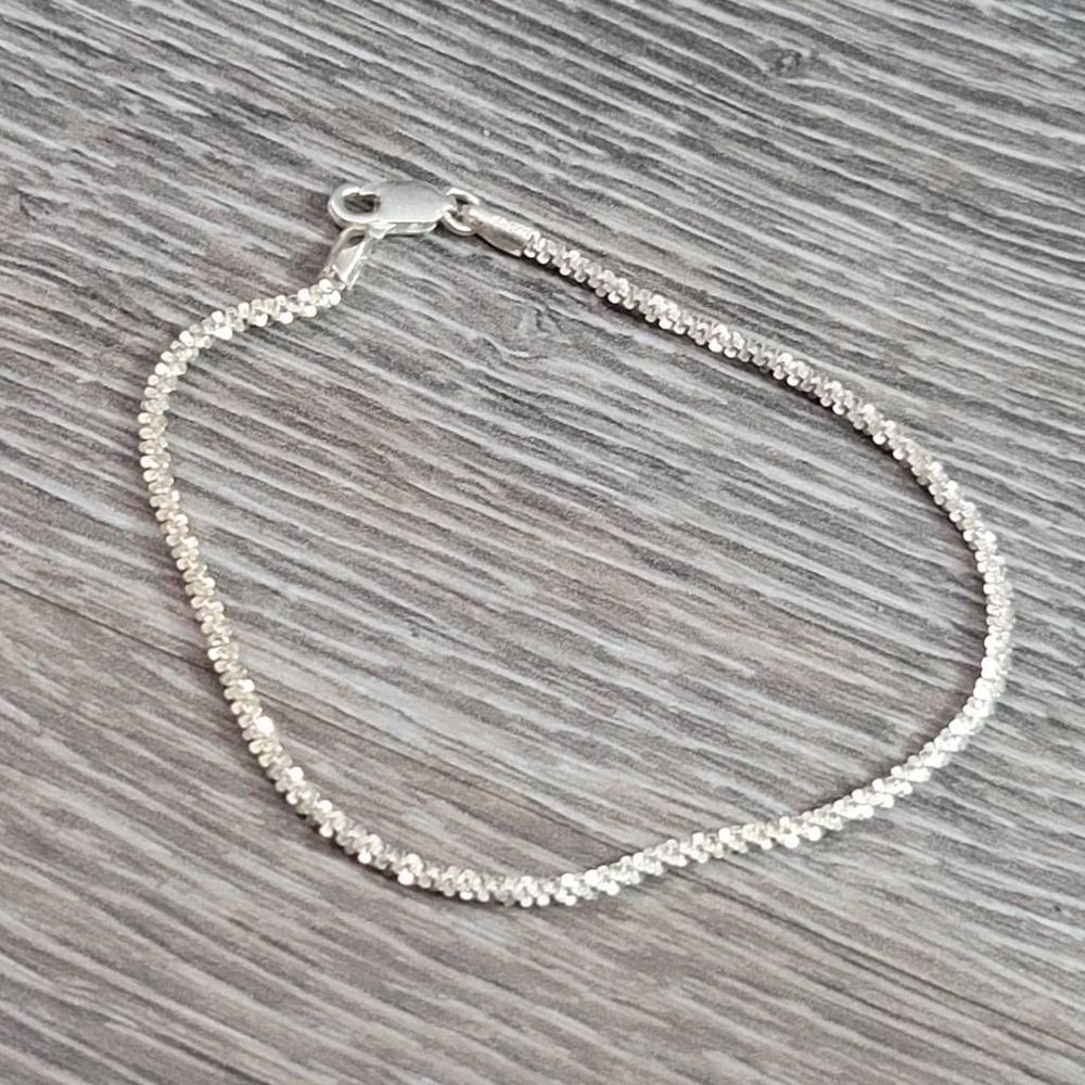Diamond cut sterling silver bracelet